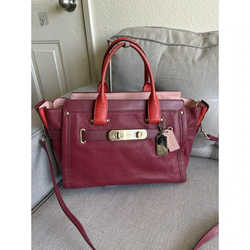Coach Swagger 32 Carryall Two Tone Leather top-handle Satchel Crossbody bag EUC